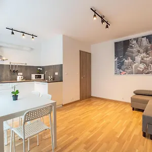 Brand New Two #26 With Free Secure Parking Close To Center Apartament Praga